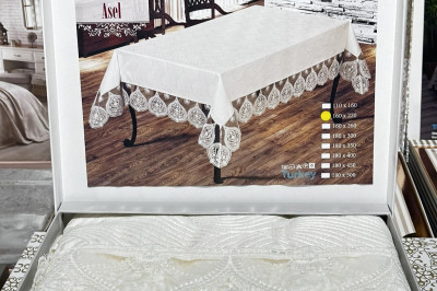 Скатерка на стіл Asel 160х220 крем (Турція)